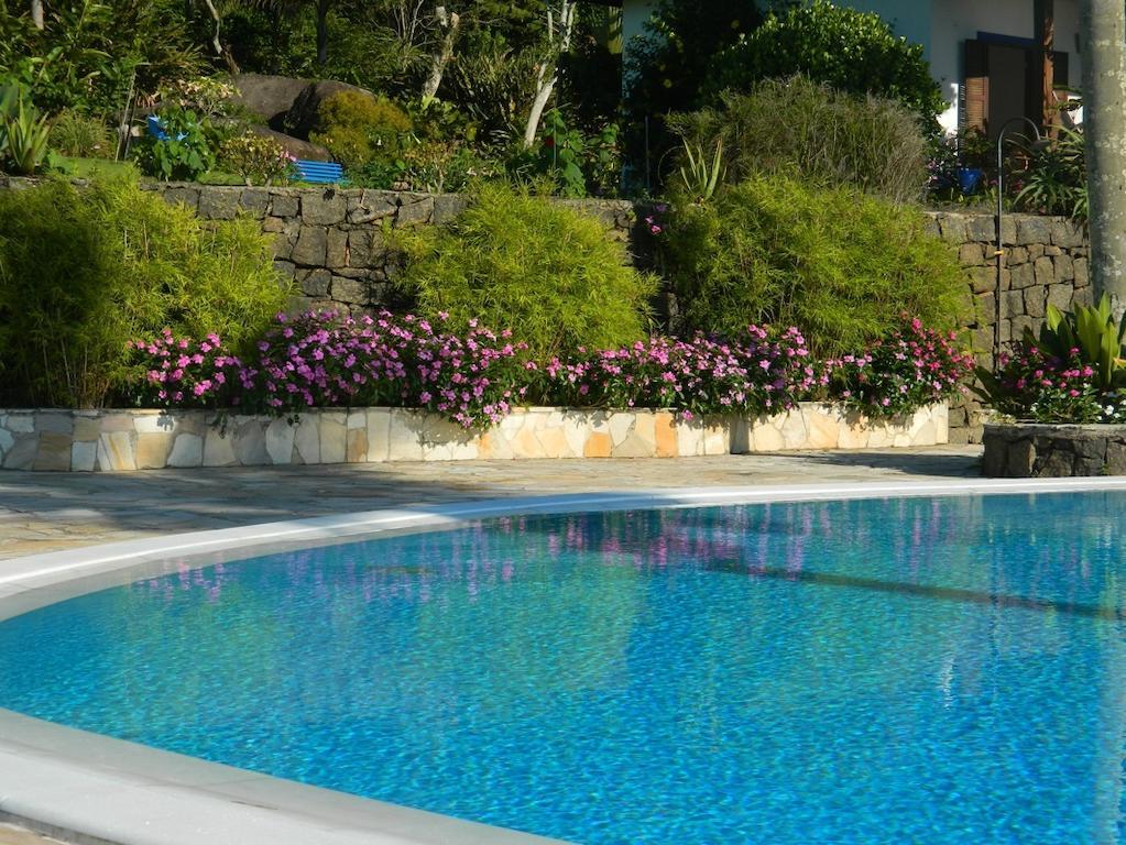 Sol-Lua Bangalo Com Uso Exclusivo Da Piscina Villa Ilhabela Exterior photo